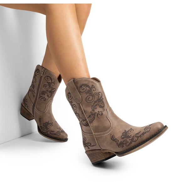 Dream Pairs Tan Brown Black Western Women’s Cowgirl Ankle Boots Size 6 - Picture 1 of 13